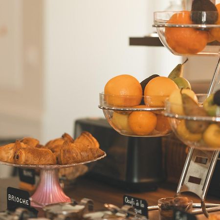 Logis Hotel Et Restaurant La Pension Du Moulin 퐁타벤 외부 사진