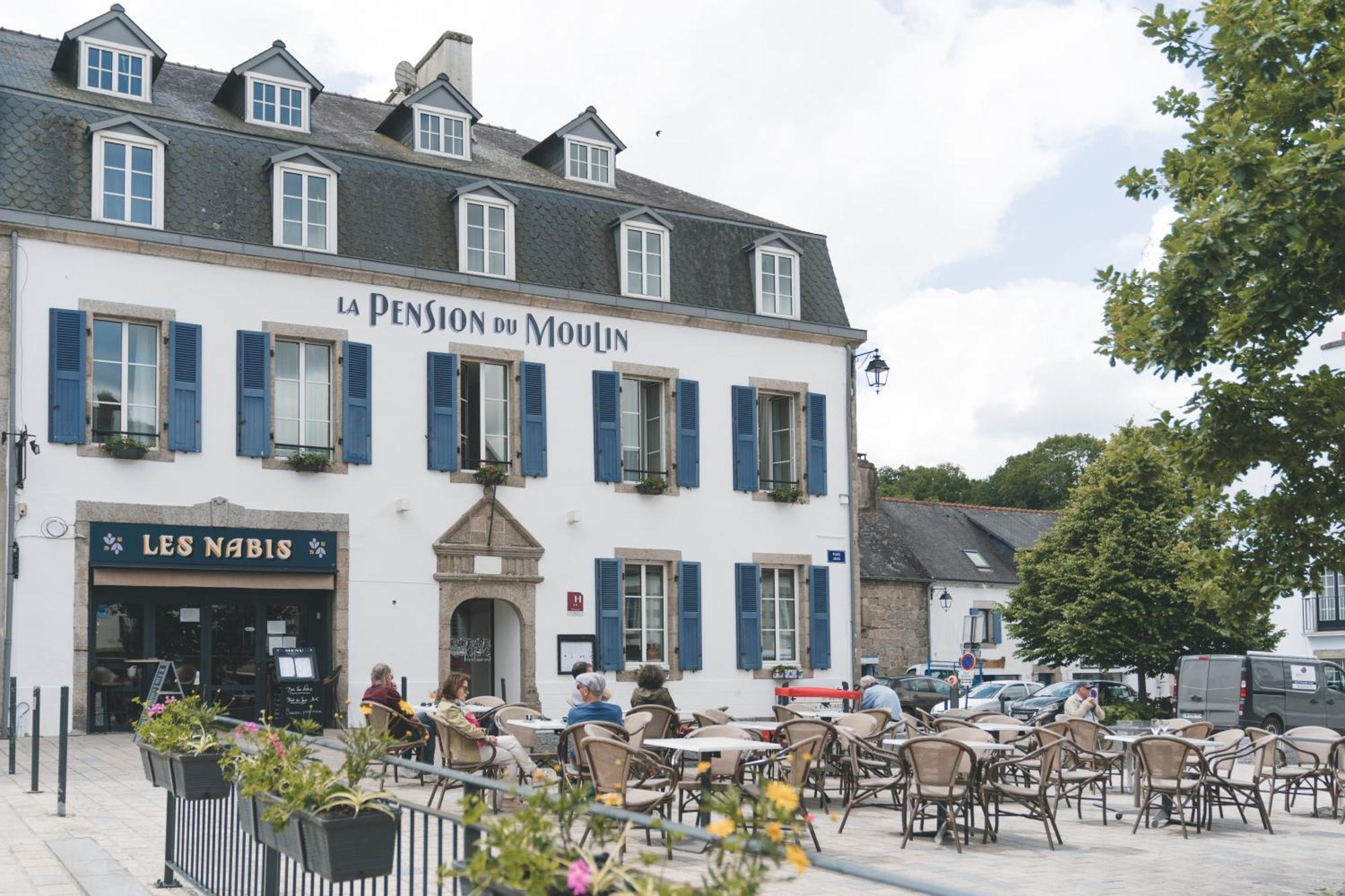 Logis Hotel Et Restaurant La Pension Du Moulin 퐁타벤 외부 사진